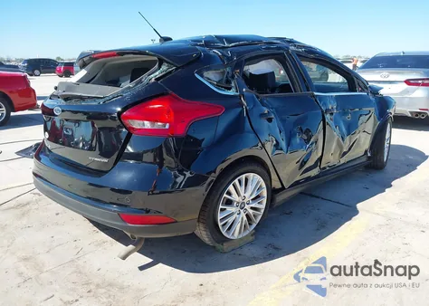 2017 Ford Focus Titanium из США, поврежденный, VIN 1FADP3N25HL309892